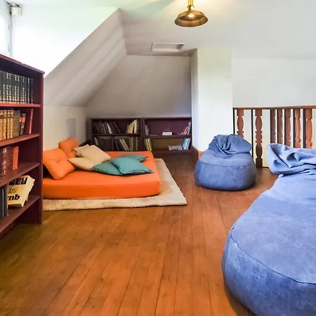 Dom wakacyjny Awesome In With Wifi *