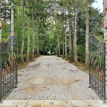 Dom wakacyjny Awesome In With Wifi Colombieres